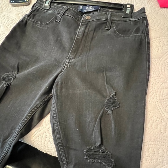 Hollister Jeans - Picture 4 of 6